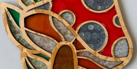 Faux Crushed Stained Glass: Vibrant Mushroom