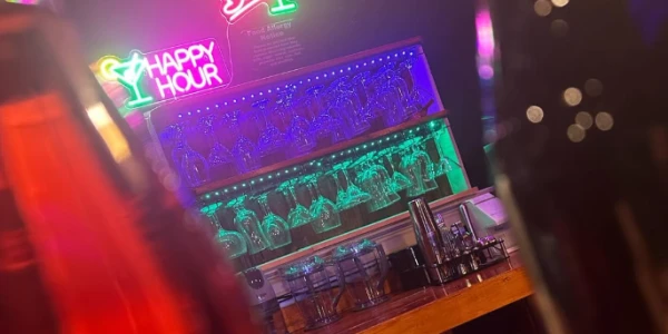 FREE: Fizz Rizz 2 Anniversary & 4th of July Party!