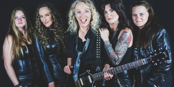 Shoot To Thrill: The Ultimate All Girl Tribute to AC/DC